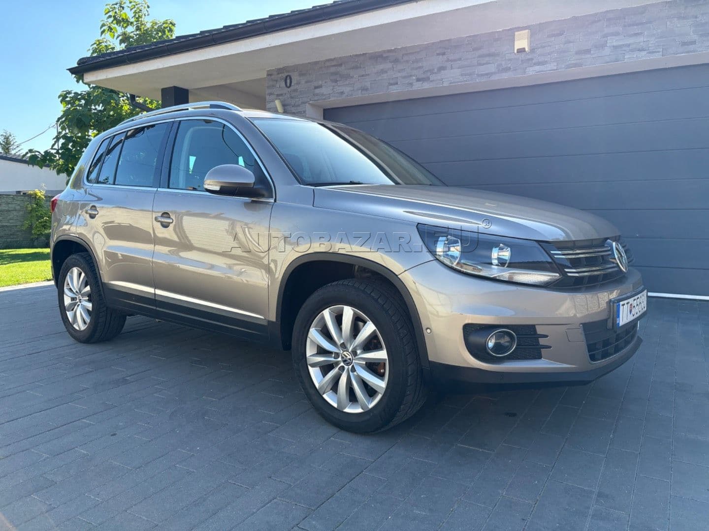 Volkswagen Tiguan 2.0 CR TDI 4-Motion Trend&Fun DSG thumb 2