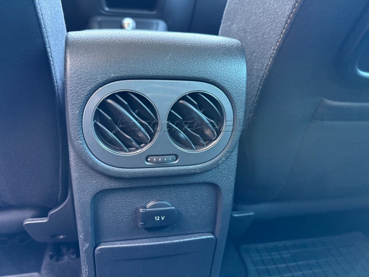 Volkswagen Tiguan 2.0 CR TDI 4-Motion Trend&Fun DSG thumb 31