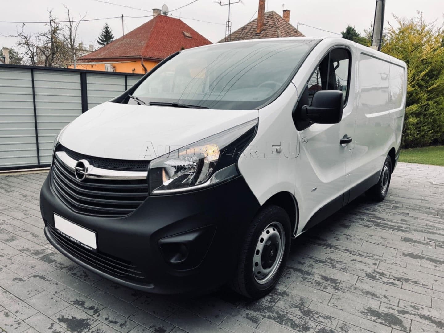 Opel Vivaro Kombi thumb 4