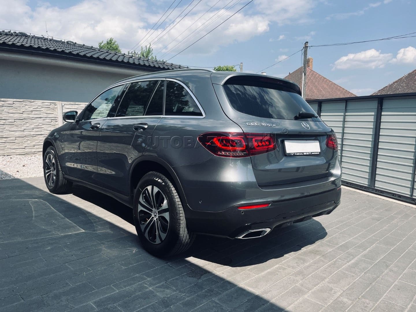 Mercedes-Benz GLC SUV 300 e 4MATIC A/T thumb 6