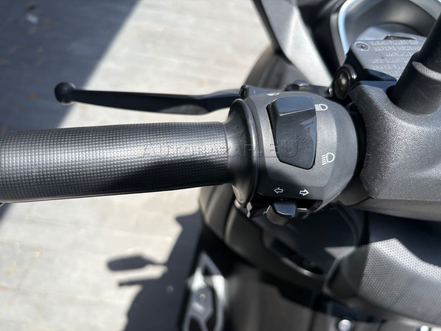 Yamaha X-Max 250 thumb 10