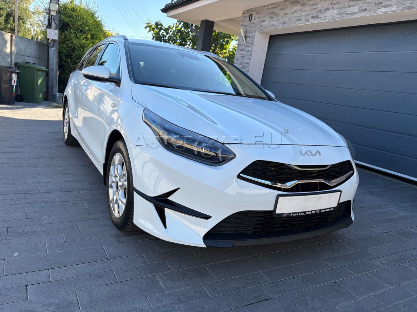 Kia Cee'd SW thumb 2