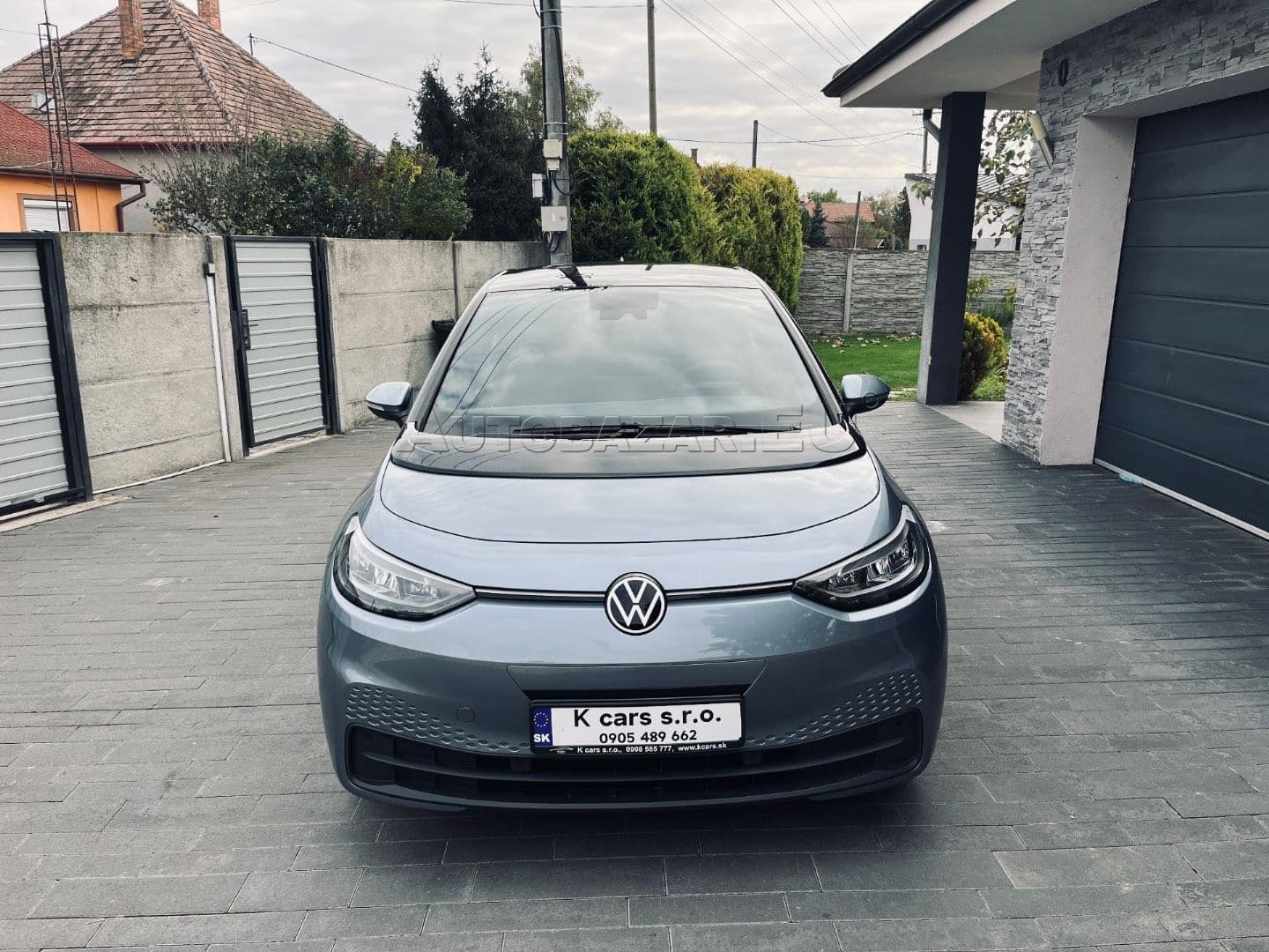 Volkswagen ID.3 thumb 3