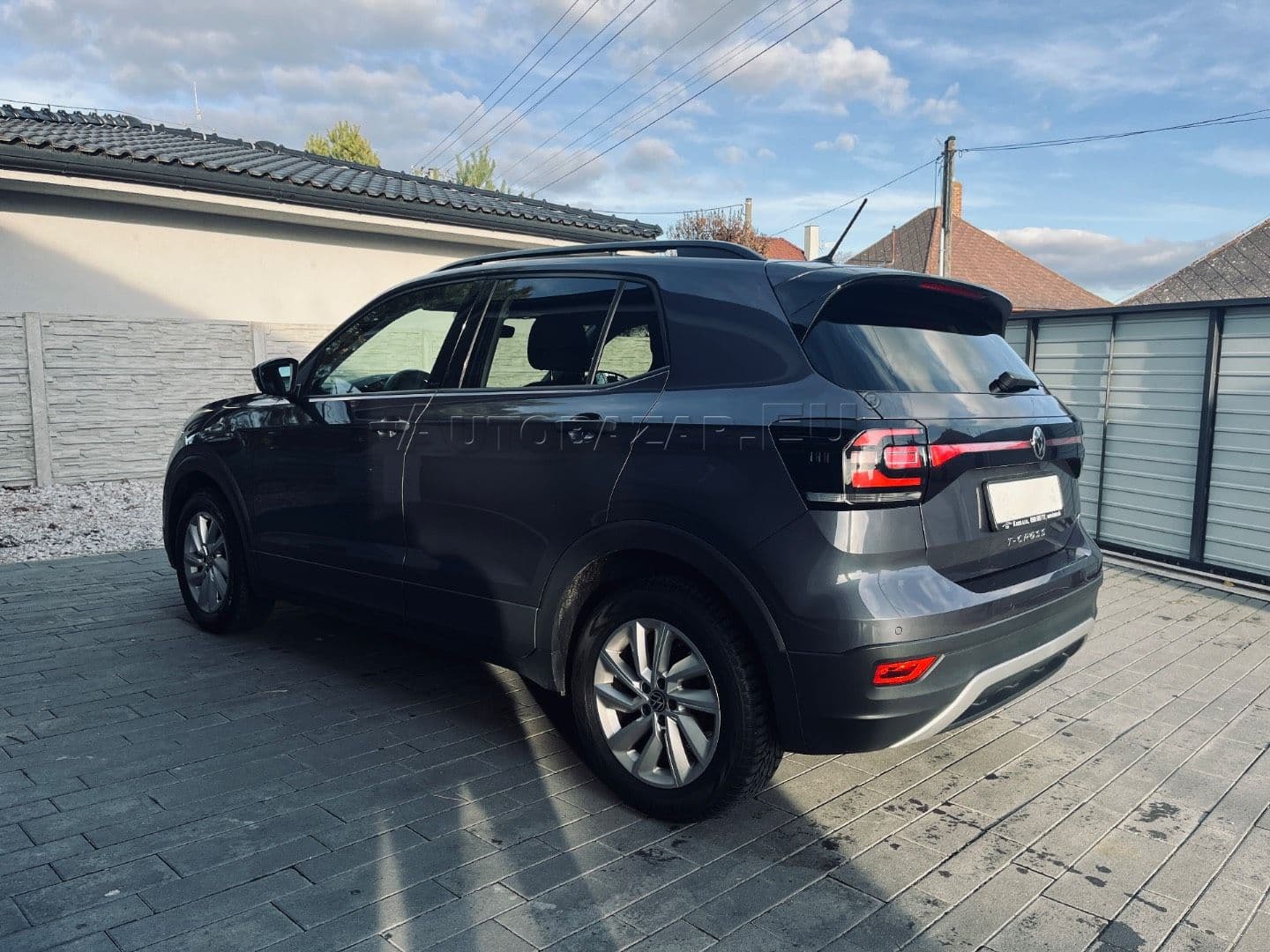 Volkswagen T-Cross thumb 6