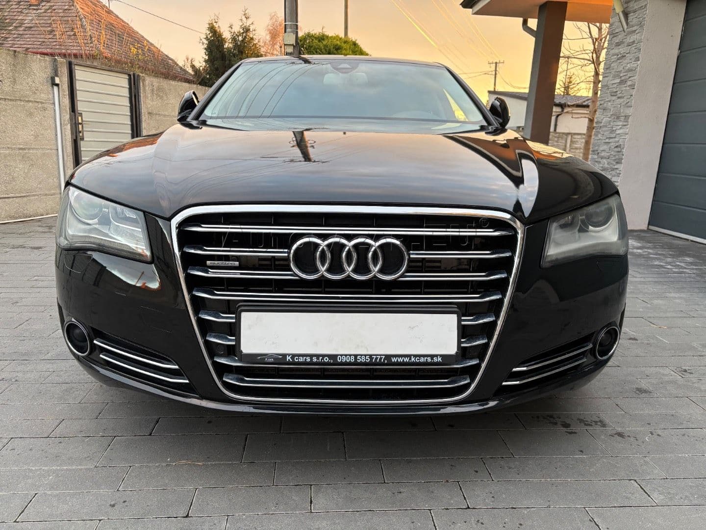 Audi A8 thumb 3