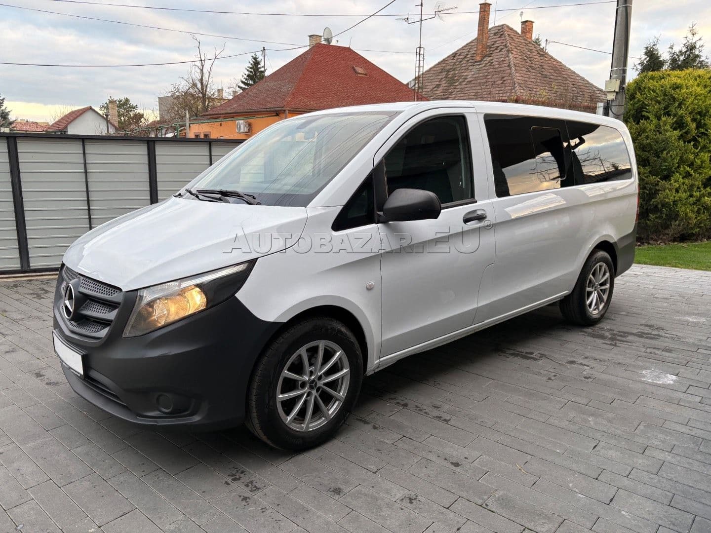 Mercedes-Benz Vito Tourer 114 CDI lang Base thumb 3