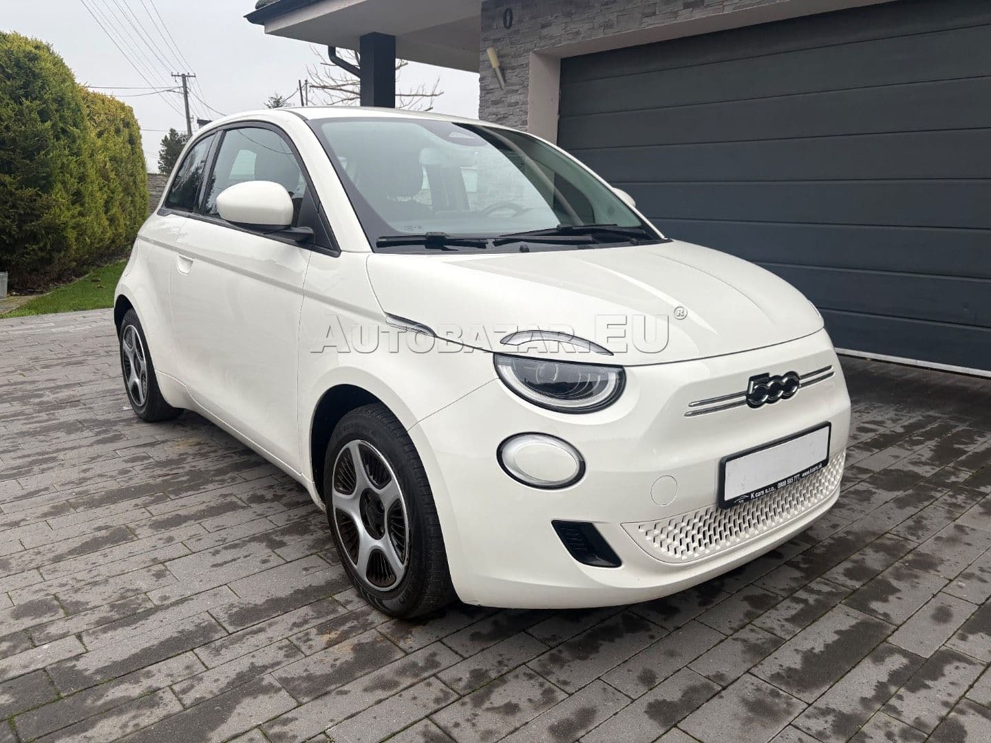 Fiat 500 500e 42kWh Icon thumb 2
