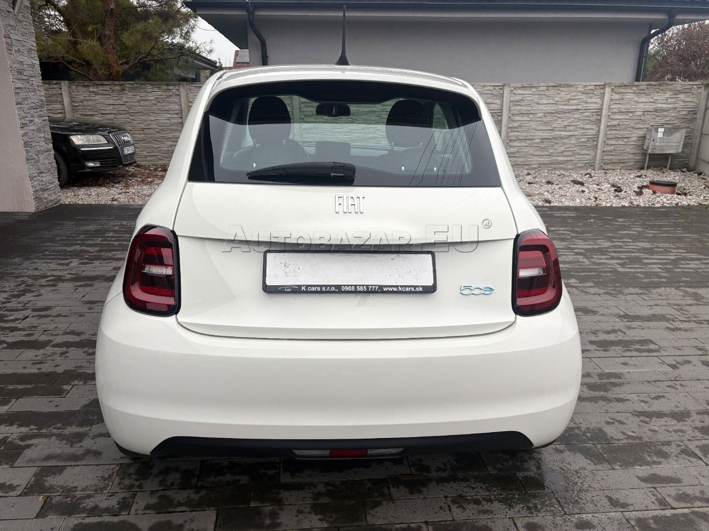 Fiat 500 500e 42kWh Icon thumb 8