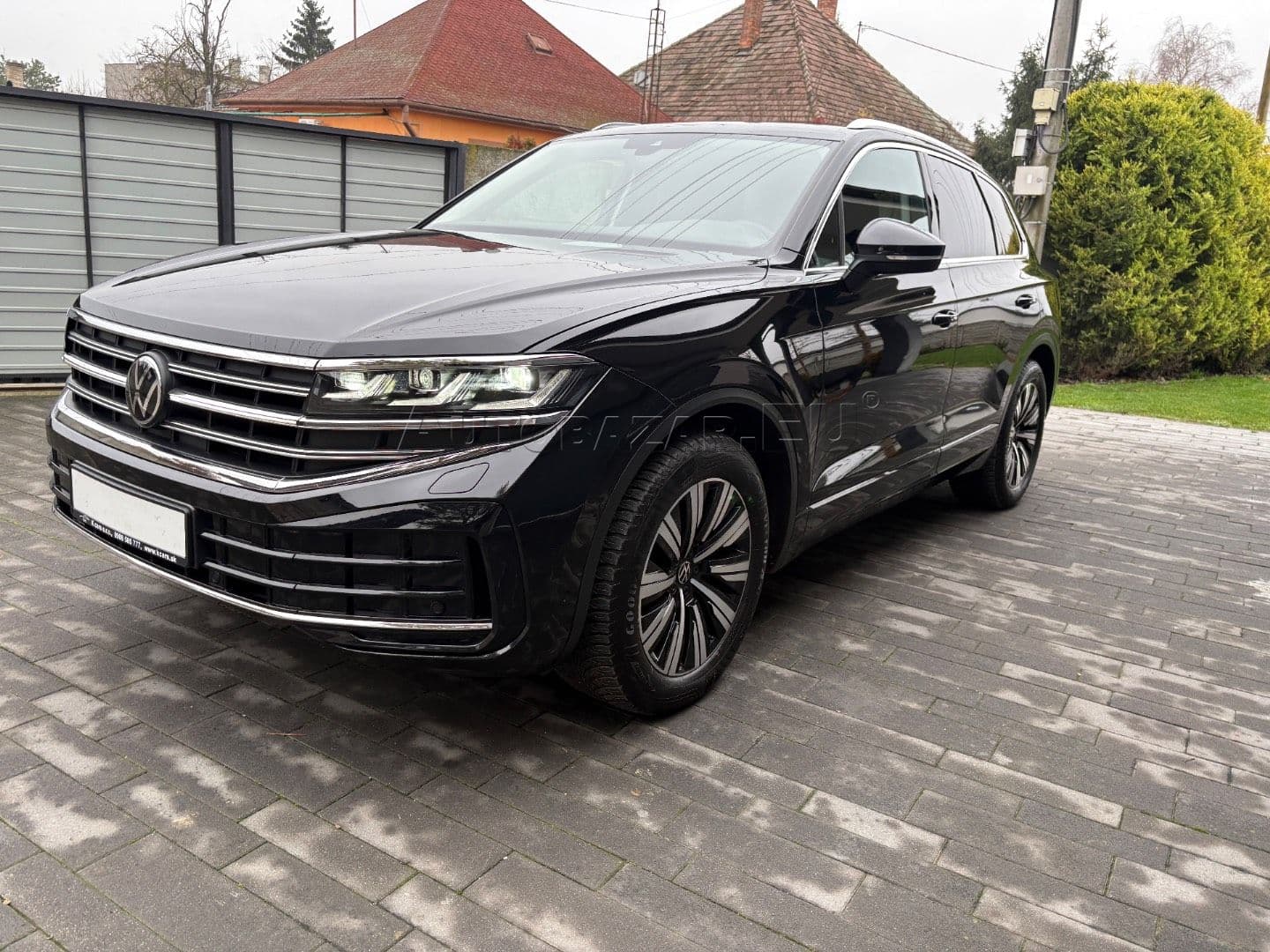 Volkswagen Touareg thumb 5