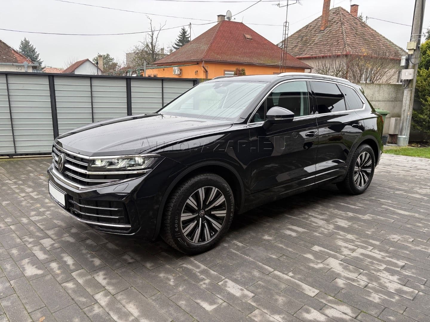 Volkswagen Touareg thumb 6