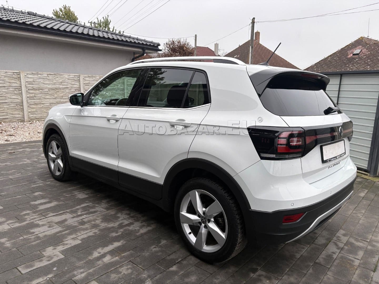 Volkswagen T-Cross thumb 7