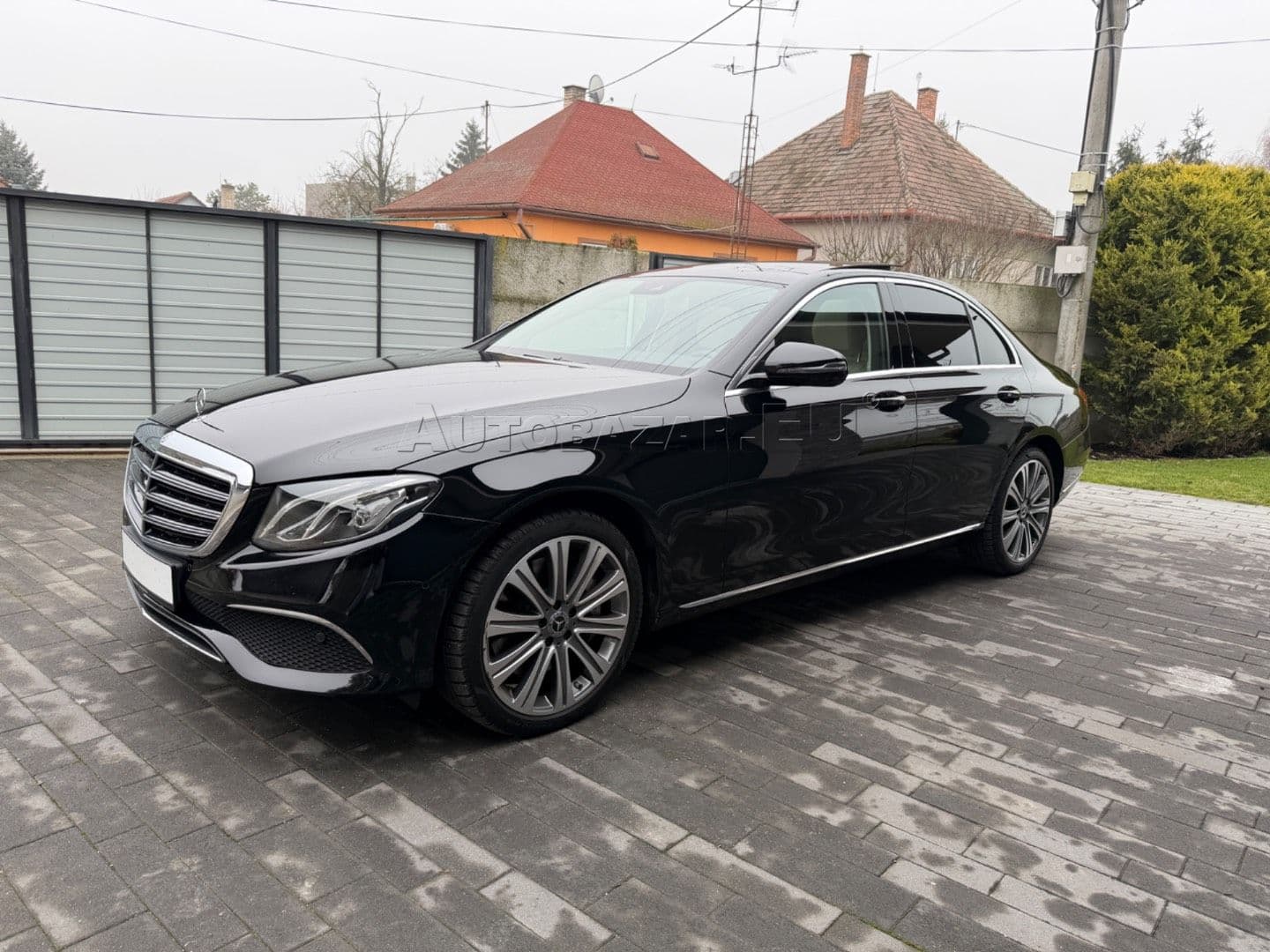 Mercedes-Benz E trieda Sedan thumb 5