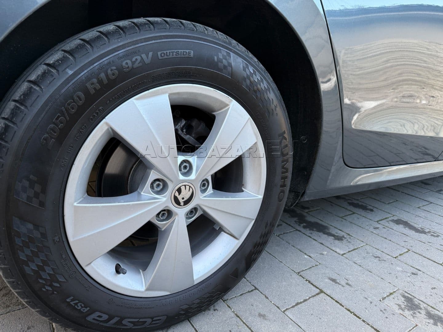 Škoda Octavia Combi thumb 9