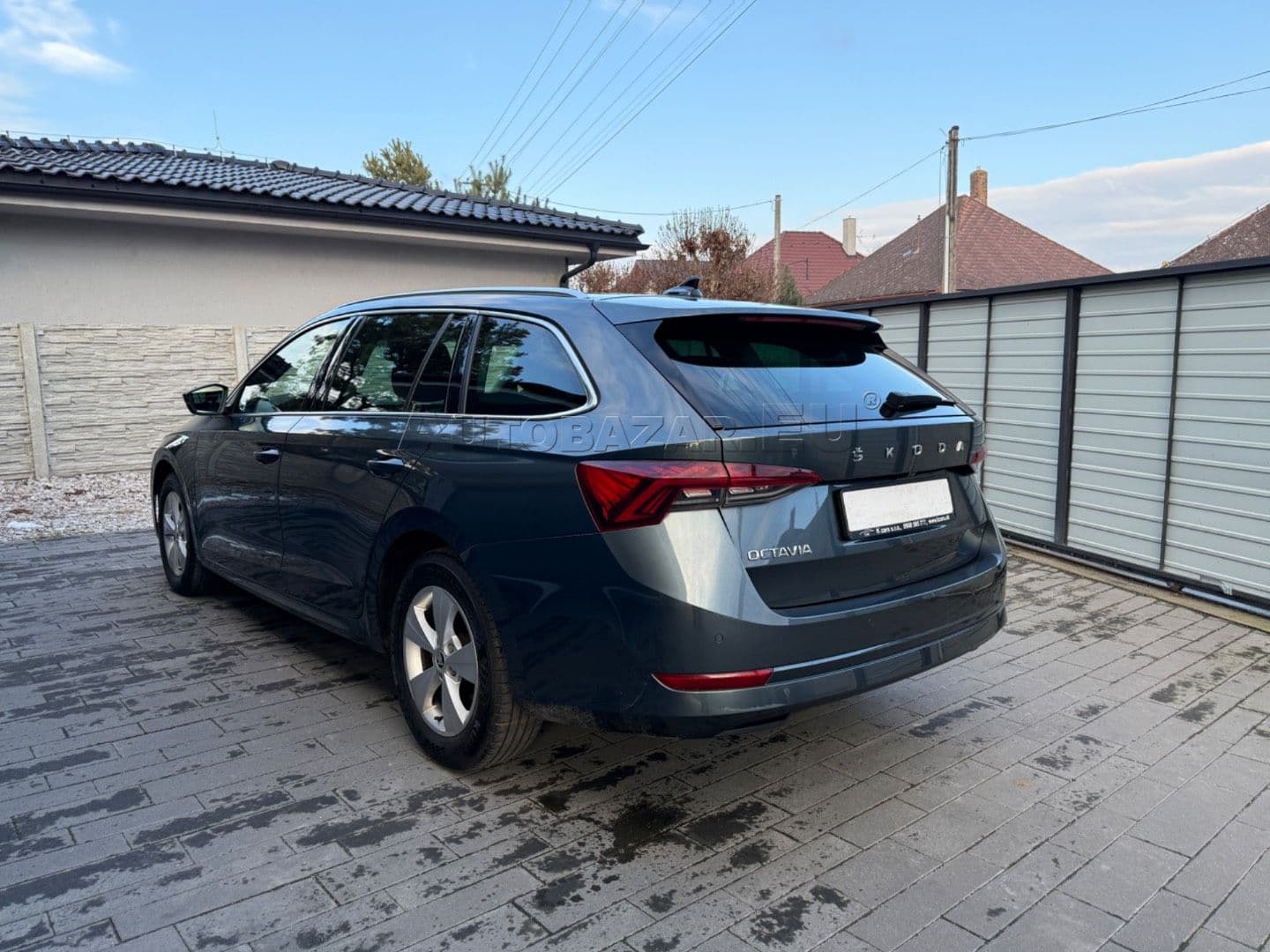Škoda Octavia Combi thumb 7