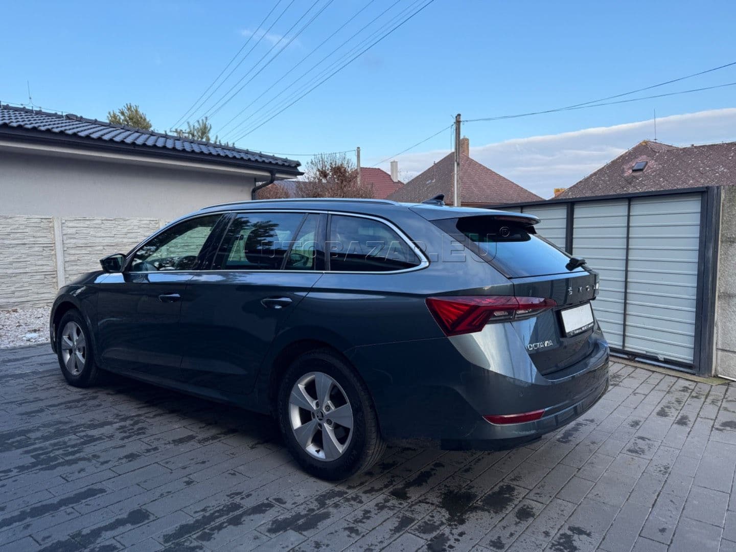 Škoda Octavia Combi thumb 8