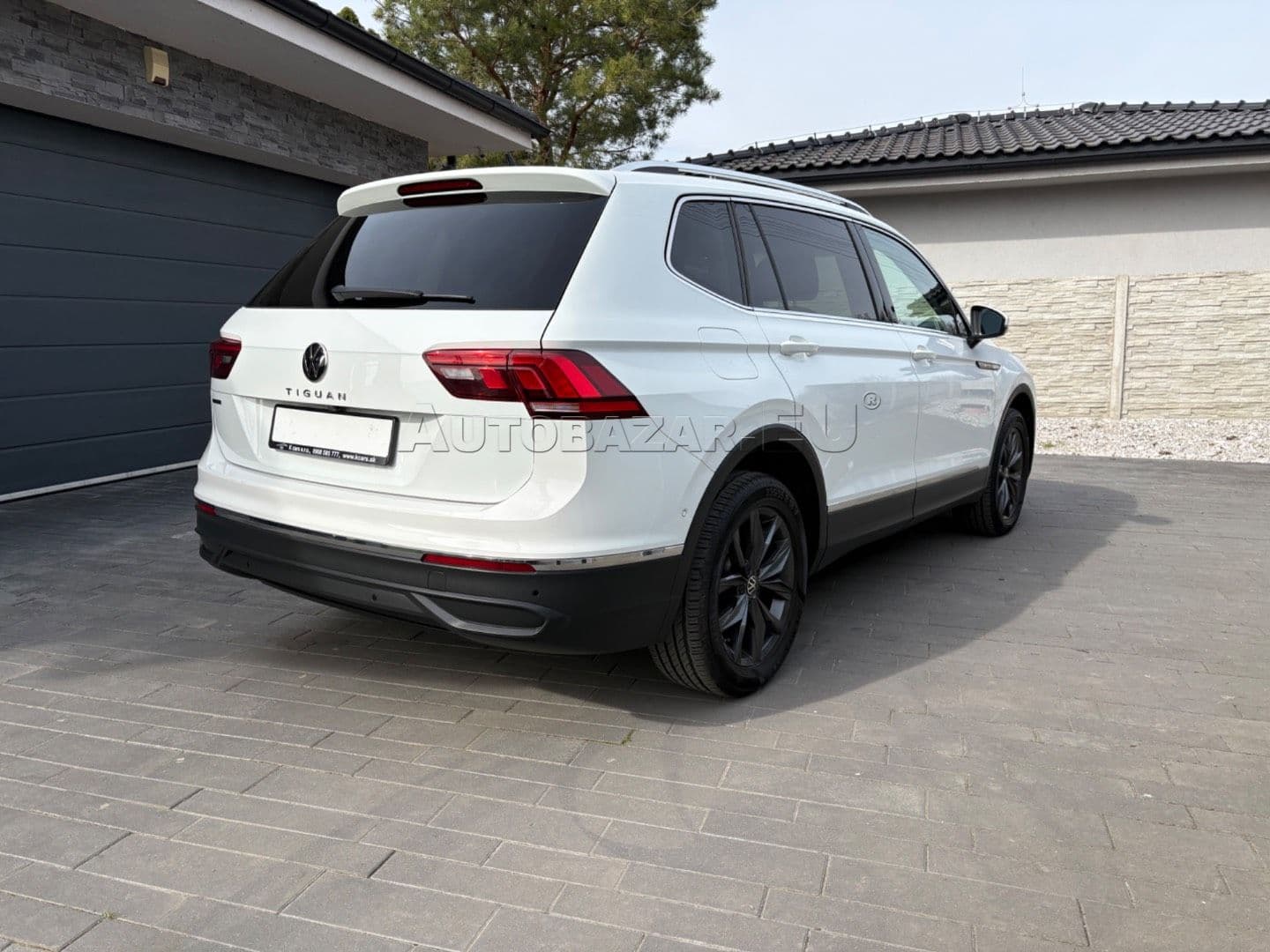 Volkswagen Tiguan Allspace thumb 9