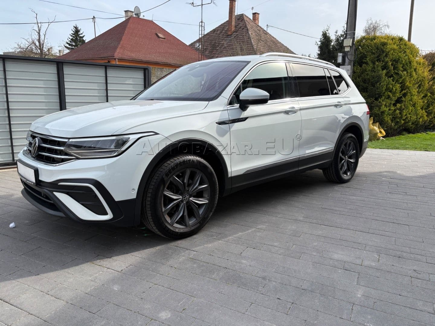 Volkswagen Tiguan Allspace thumb 4