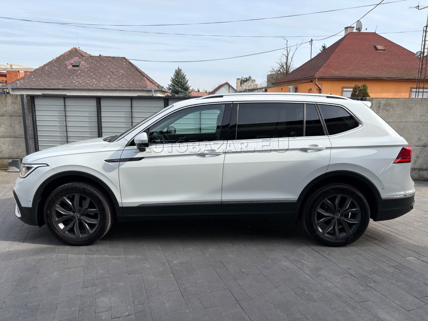 Volkswagen Tiguan Allspace thumb 5