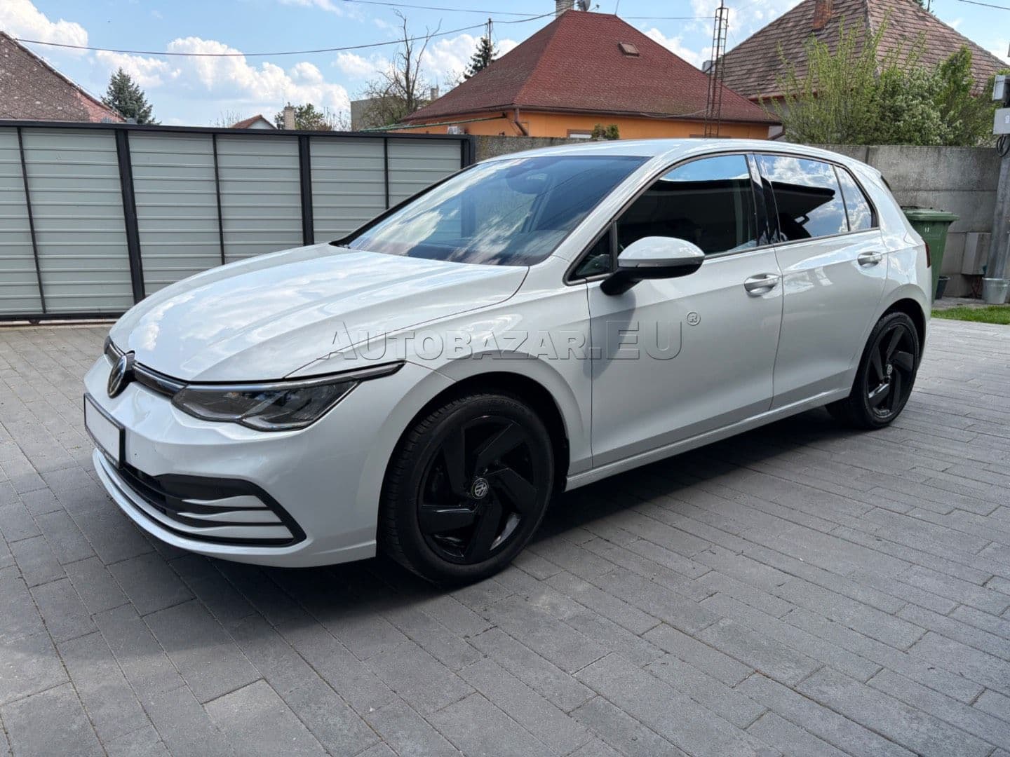 Volkswagen Golf thumb 6