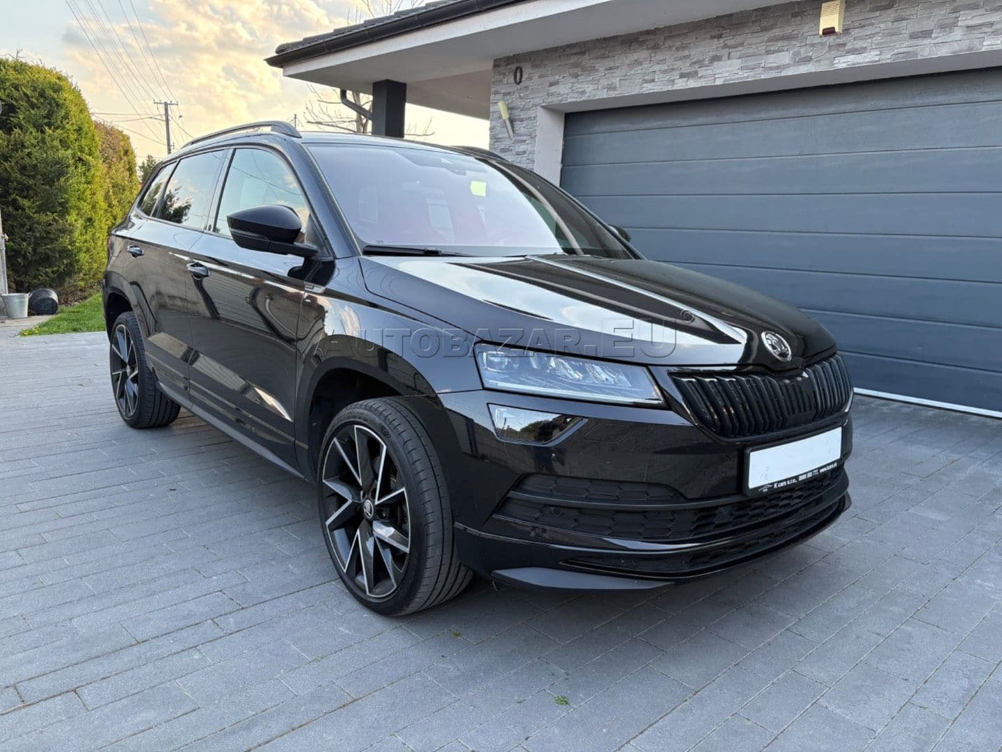 Škoda Karoq thumb 2