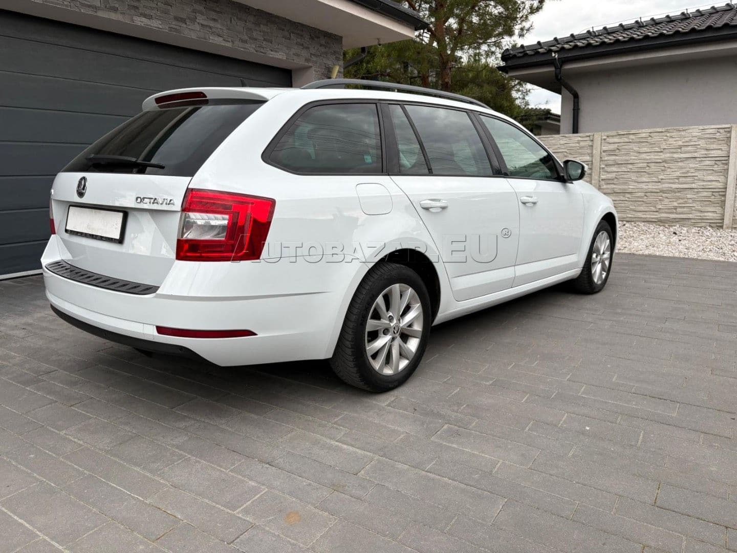 Škoda Octavia Combi 1.6 TDI 115k Style EU6 thumb 8