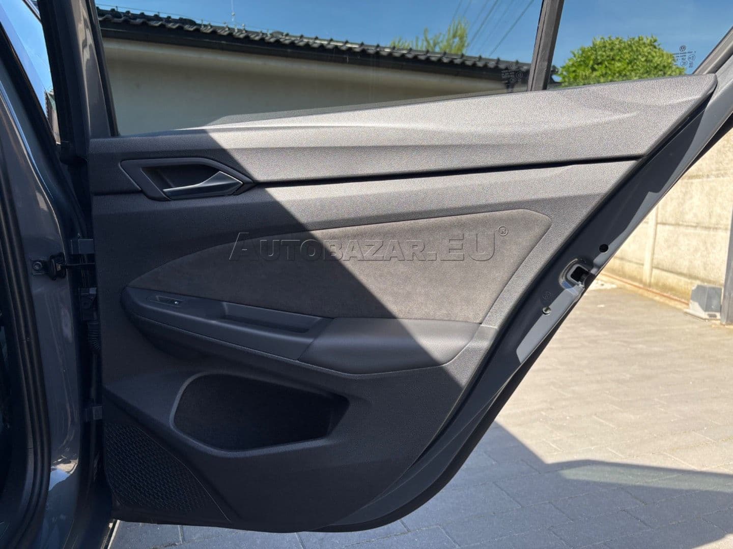 Volkswagen Golf 1.0 TSI 110k Life thumb 31