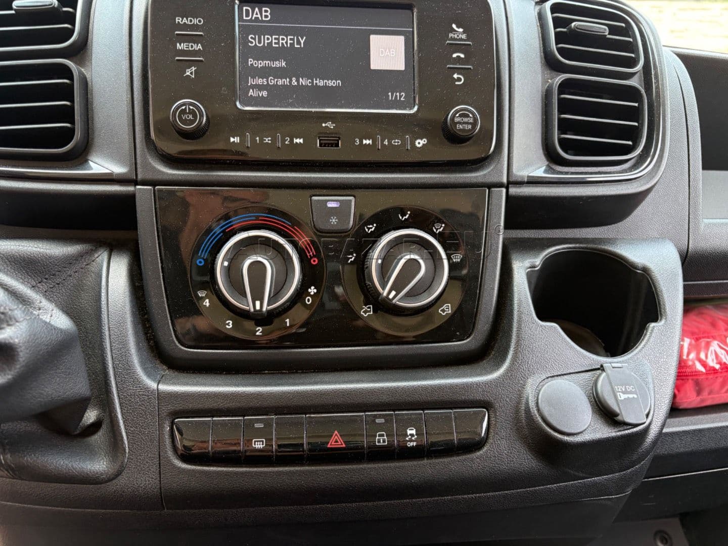 Fiat Ducato 2.2 MultiJet SCR 140 L3H2 35 thumb 21