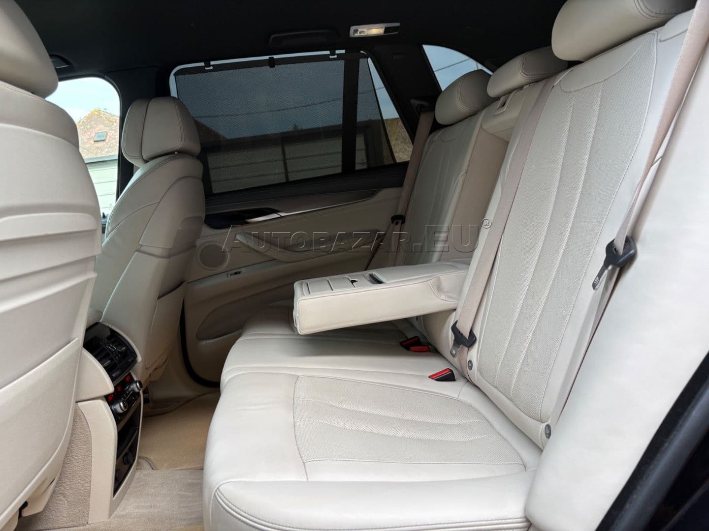 BMW X5 xDrive40d A/T thumb 26