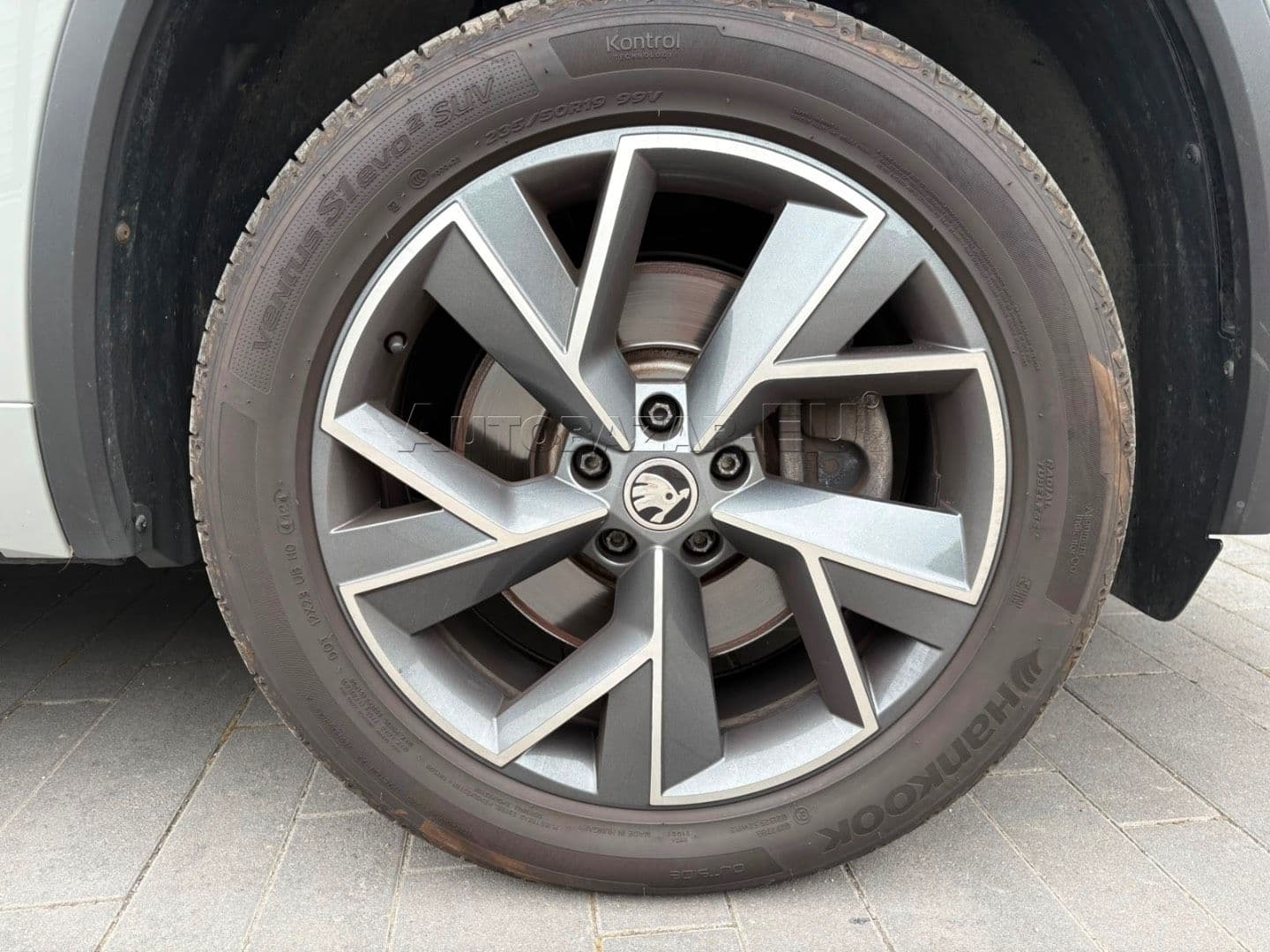 Škoda Kodiaq 2.0 TDI SCR EVO 200 Sportline 4x4 DSG thumb 11