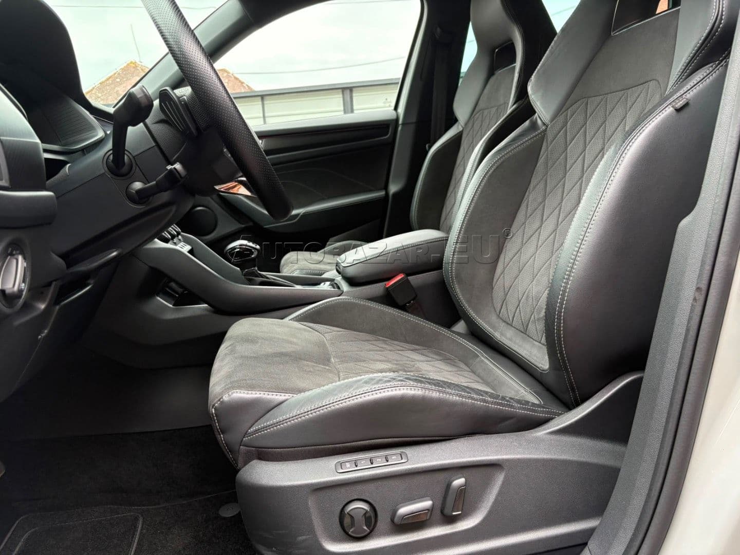 Škoda Kodiaq 2.0 TDI SCR EVO 200 Sportline 4x4 DSG thumb 16