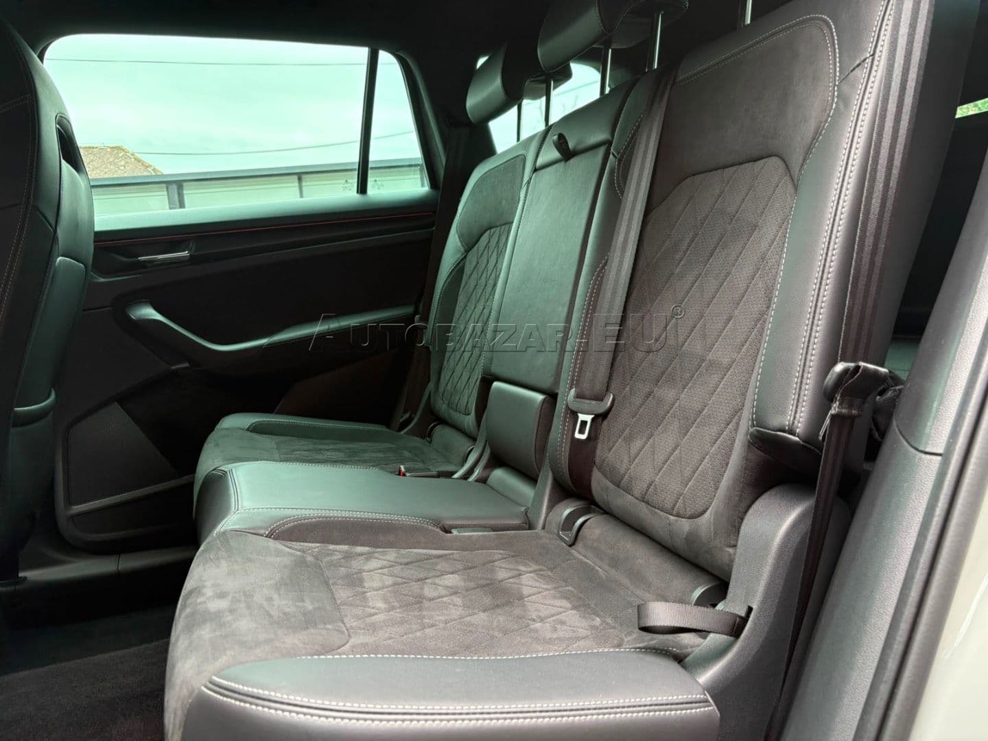 Škoda Kodiaq 2.0 TDI SCR EVO 200 Sportline 4x4 DSG thumb 32