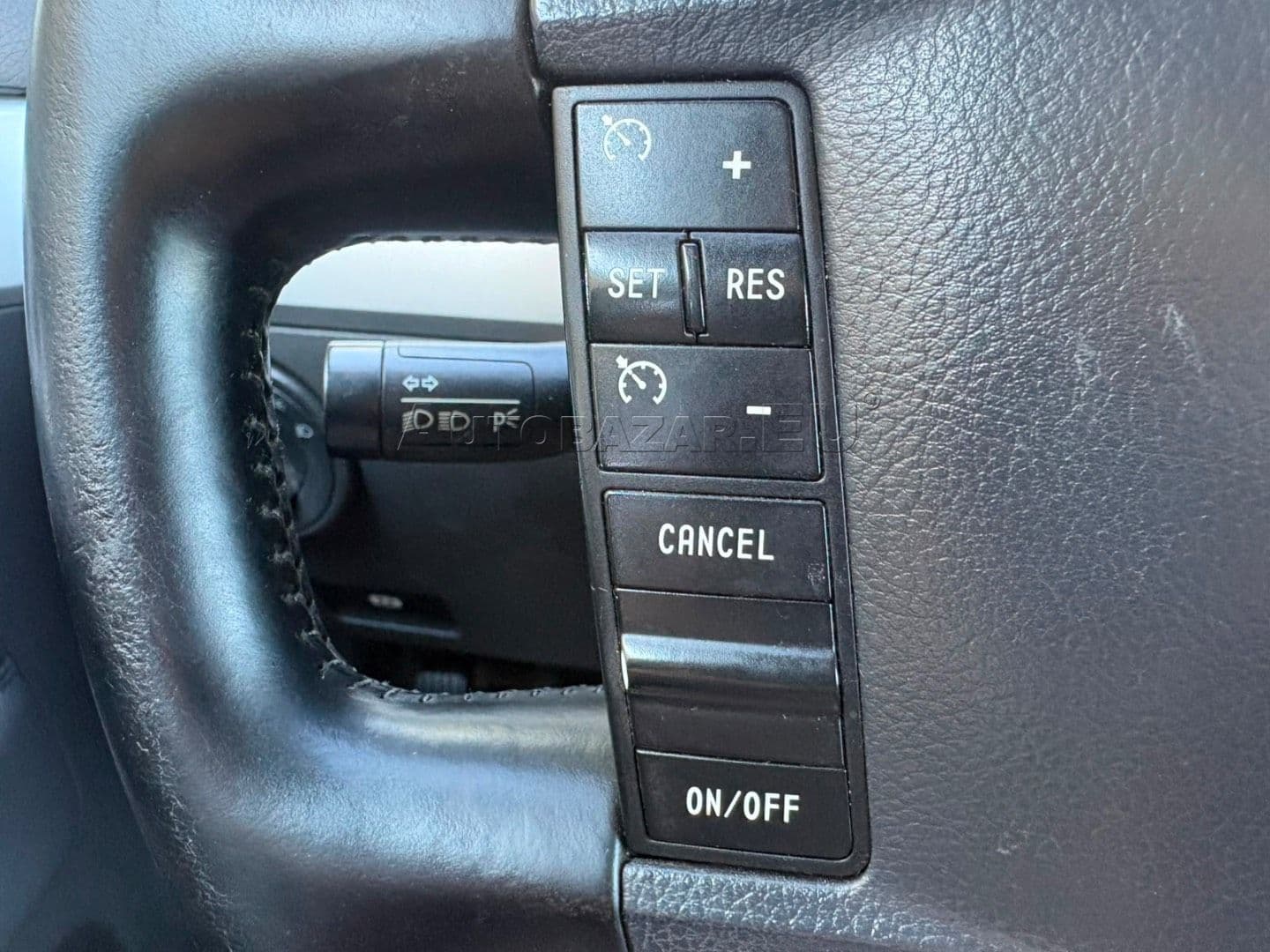 Volkswagen Touareg 3.0 V6 TDI tiptronic thumb 15