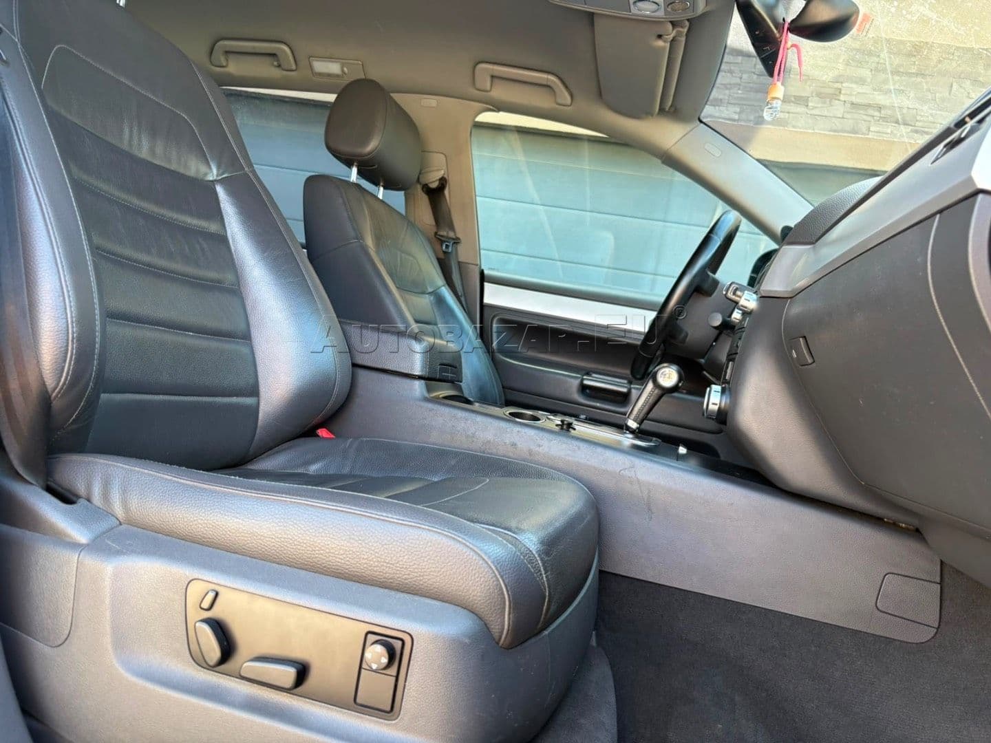 Volkswagen Touareg 3.0 V6 TDI tiptronic thumb 29
