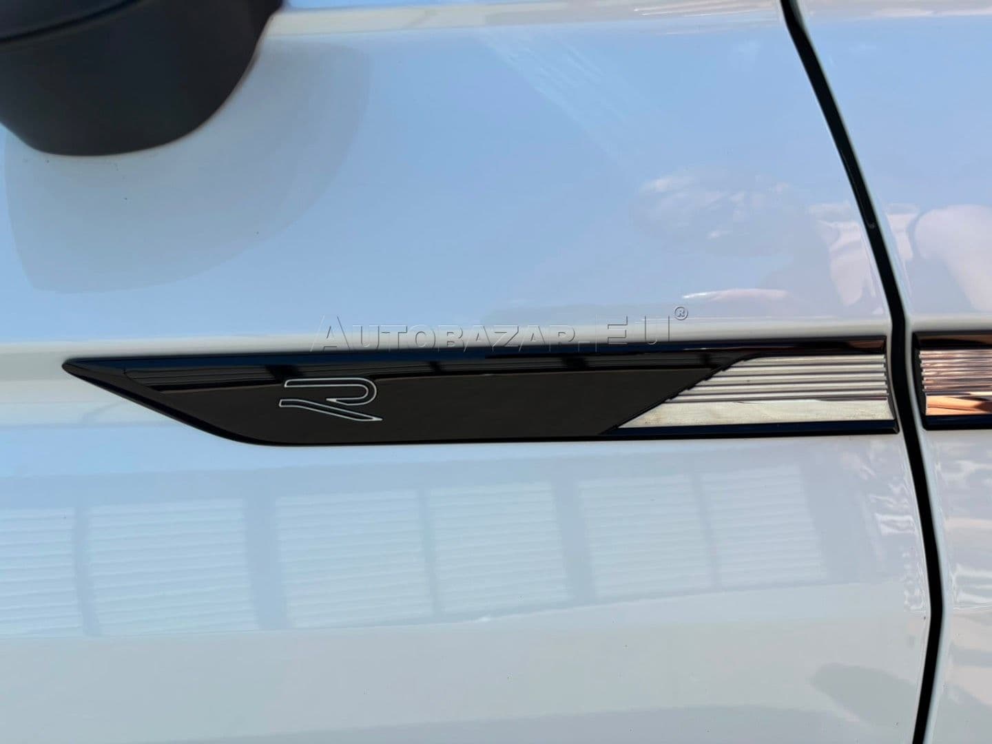 Volkswagen Tiguan 2.0 TDI EVO R-Line 4Motion DSG thumb 10