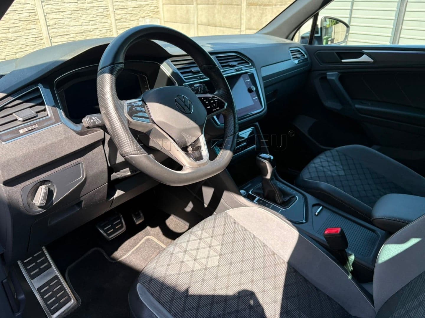 Volkswagen Tiguan 2.0 TDI EVO R-Line 4Motion DSG thumb 18