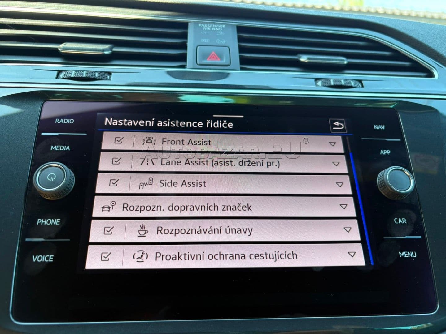 Volkswagen Tiguan 2.0 TDI EVO R-Line 4Motion DSG thumb 30