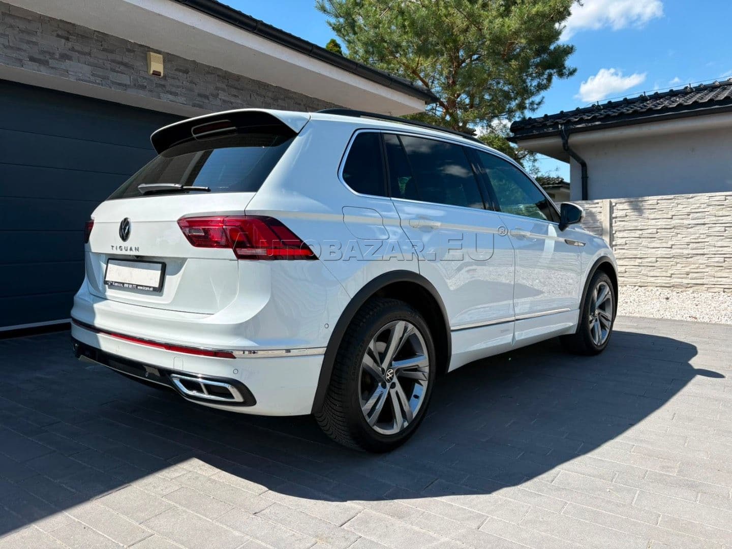 Volkswagen Tiguan 2.0 TDI EVO R-Line 4Motion DSG thumb 9