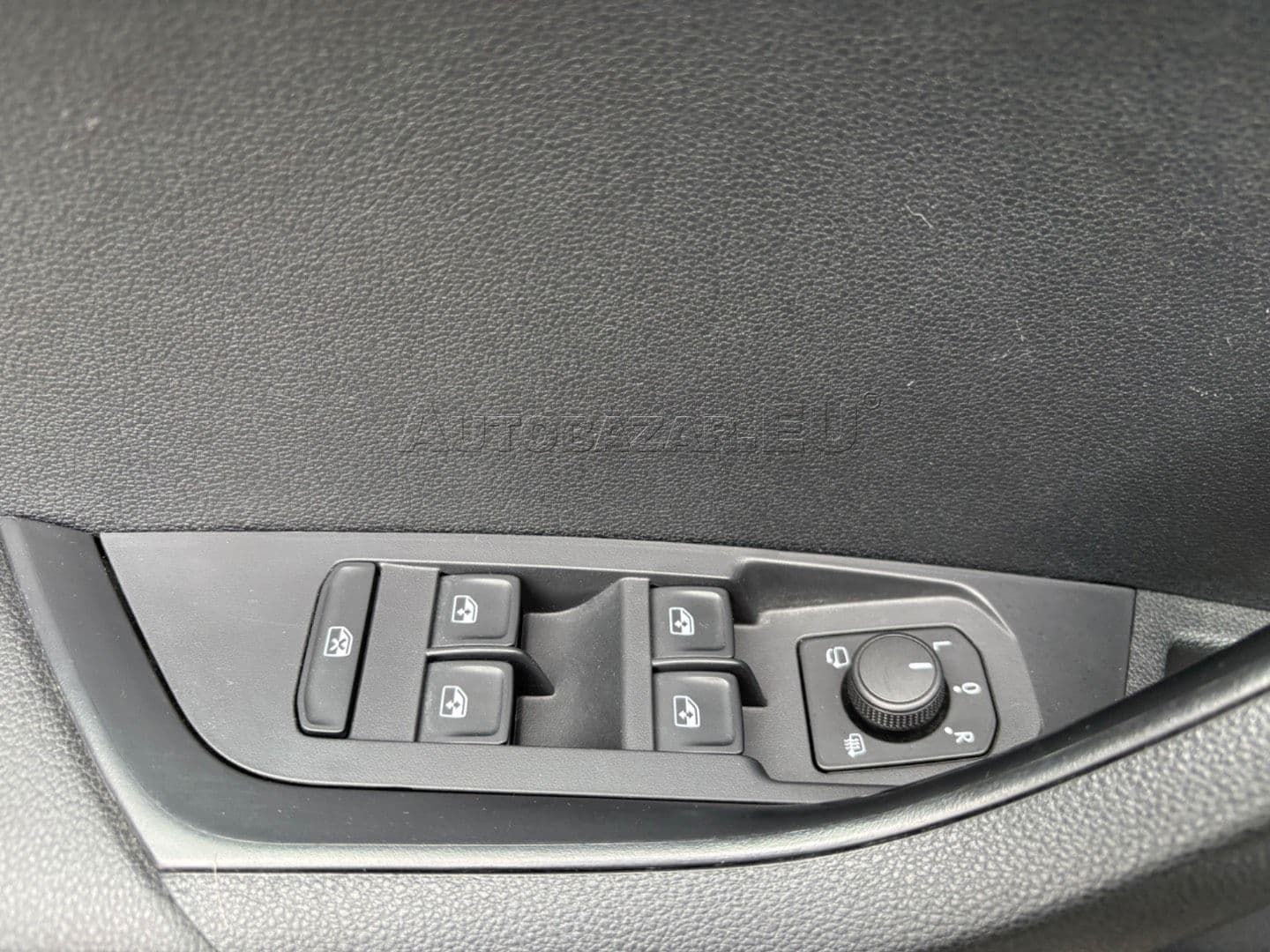 Škoda Karoq 2.0 TDI EVO Ambition DSG thumb 12