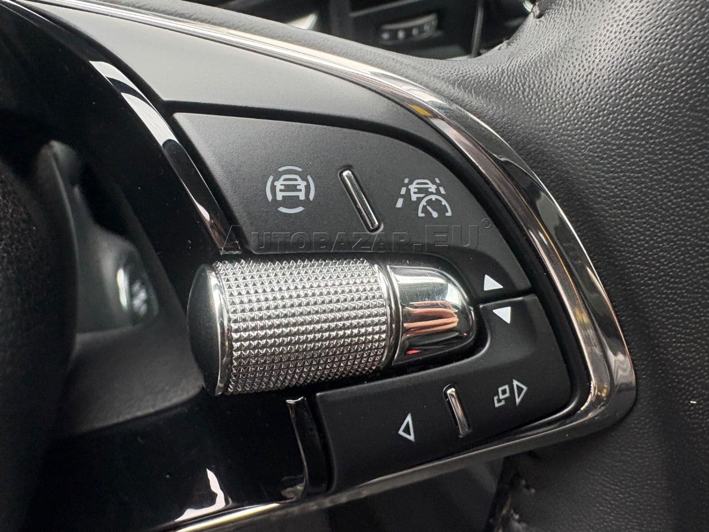 Škoda Karoq 2.0 TDI EVO Ambition DSG thumb 23