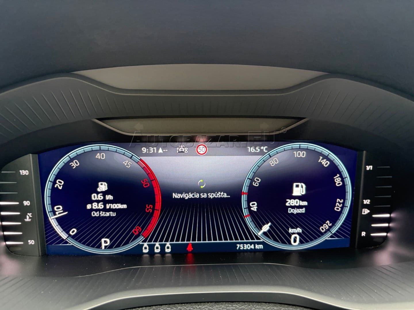 Škoda Karoq 2.0 TDI EVO Ambition DSG thumb 24