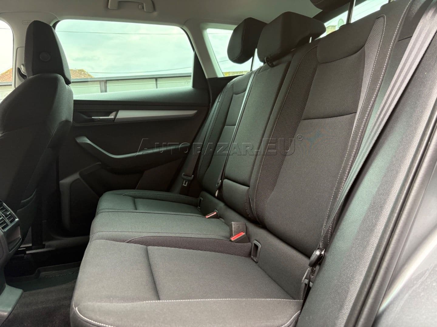 Škoda Karoq 2.0 TDI EVO Ambition DSG thumb 28
