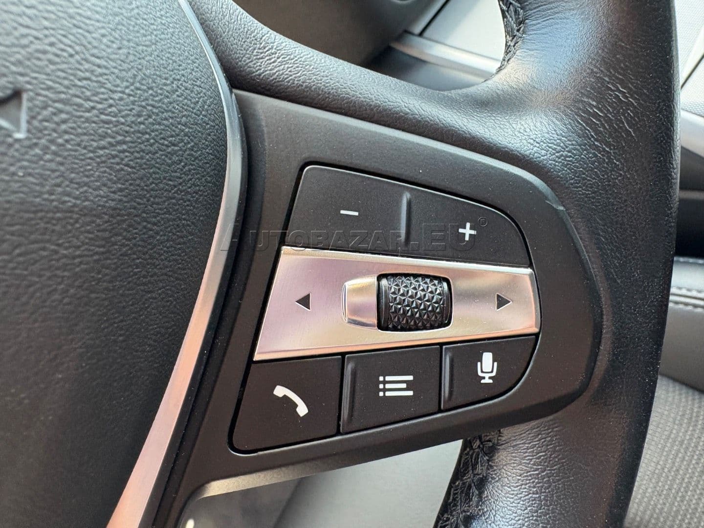 BMW Rad 3 318d mHEV A/T thumb 20