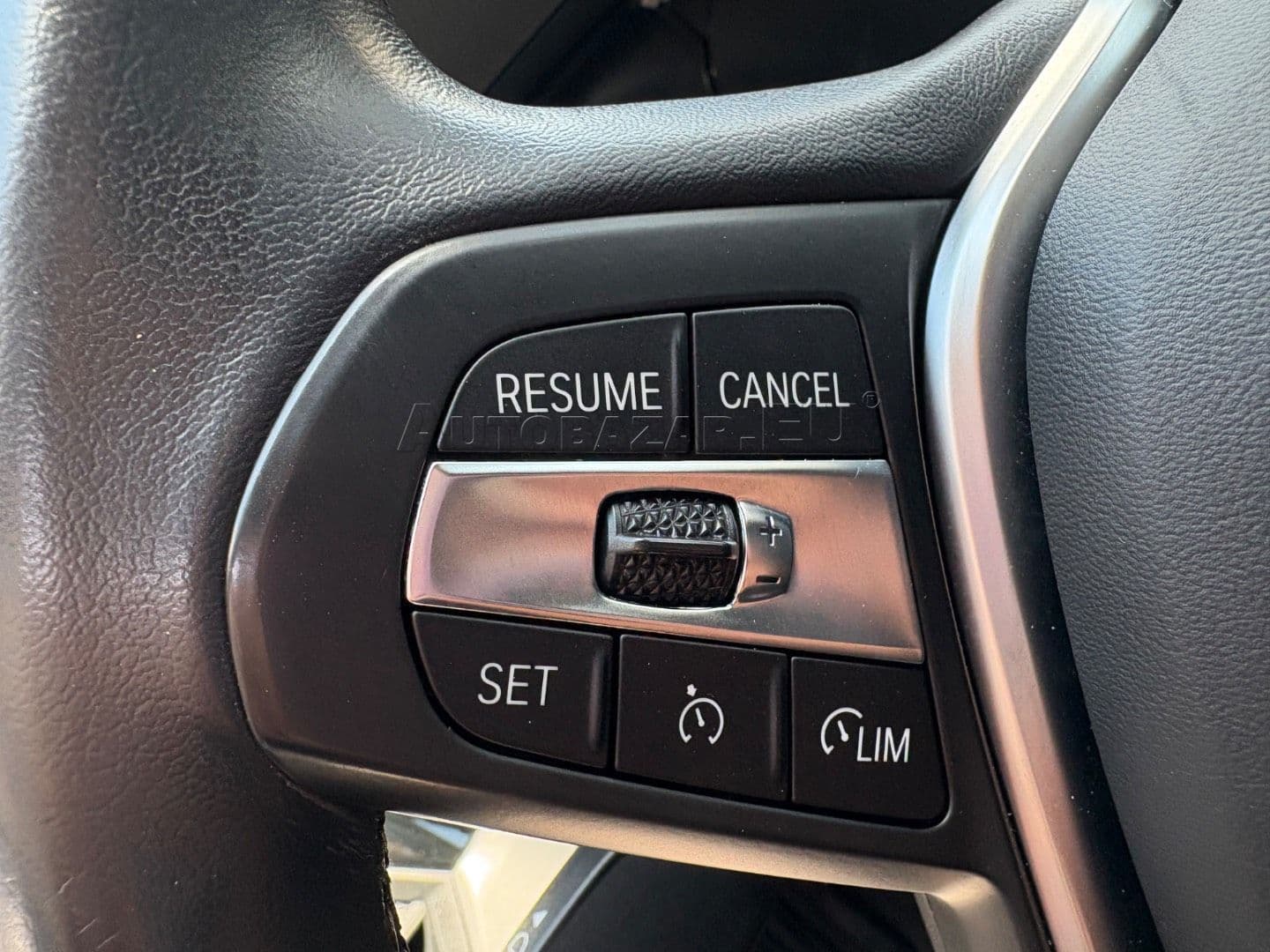 BMW Rad 3 318d mHEV A/T thumb 21