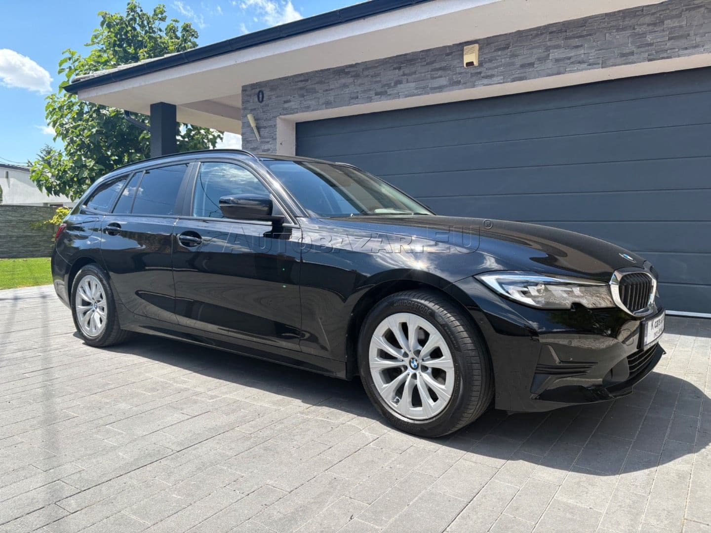 BMW Rad 3 318d mHEV A/T thumb 3