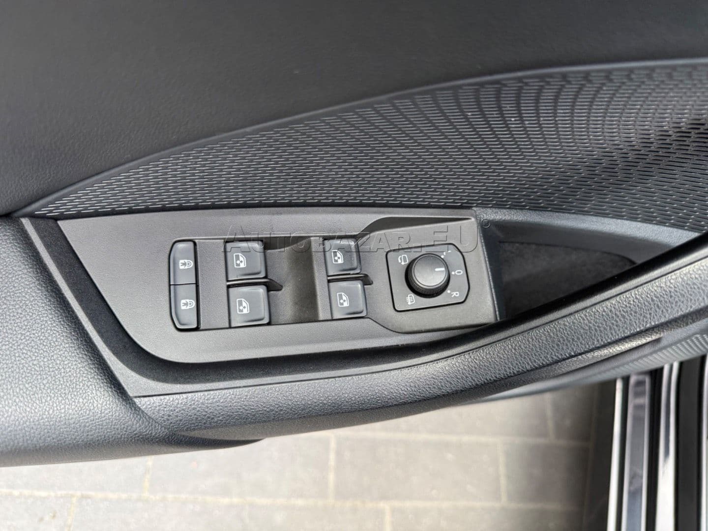 Škoda Octavia Combi thumb 20