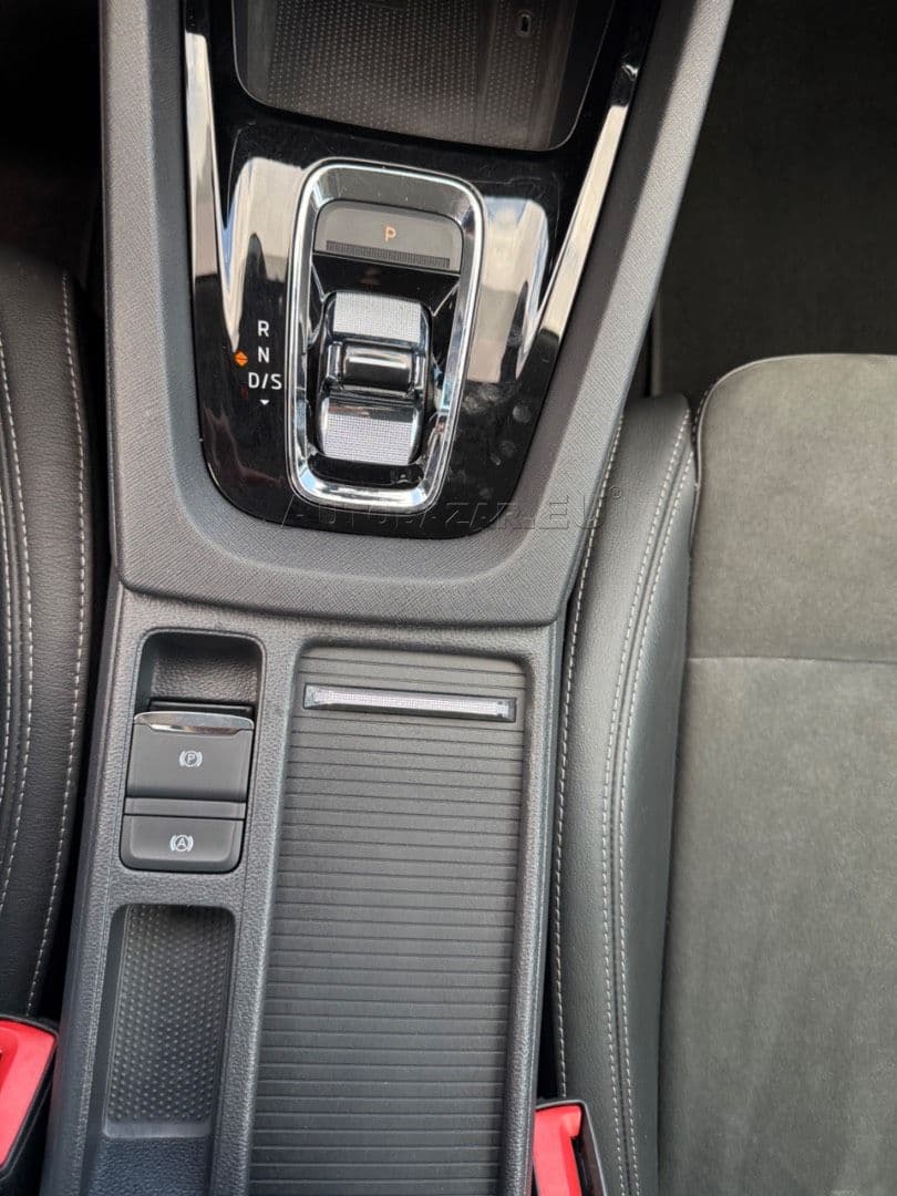 Škoda Octavia Combi thumb 26