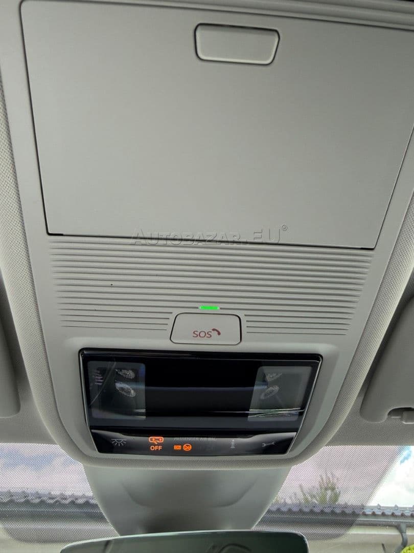 Škoda Octavia Combi thumb 27