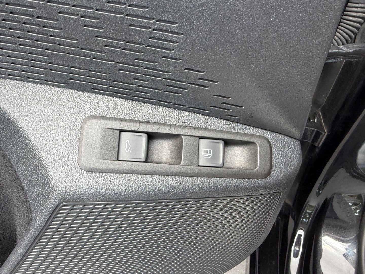 Škoda Octavia Combi thumb 32