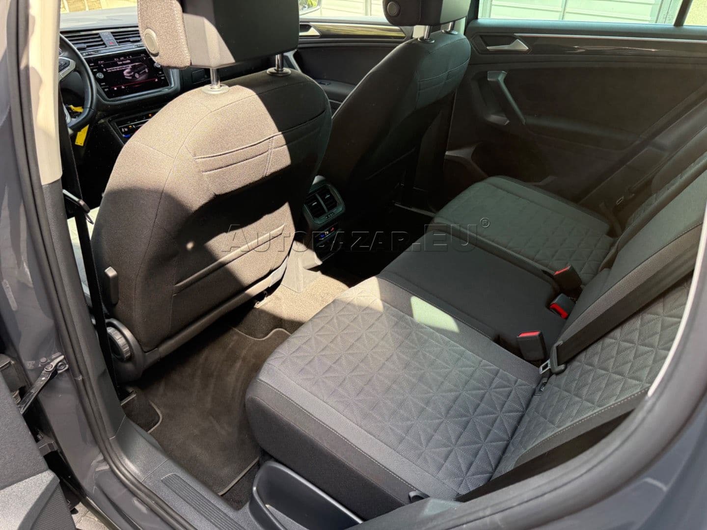 Volkswagen Tiguan thumb 39